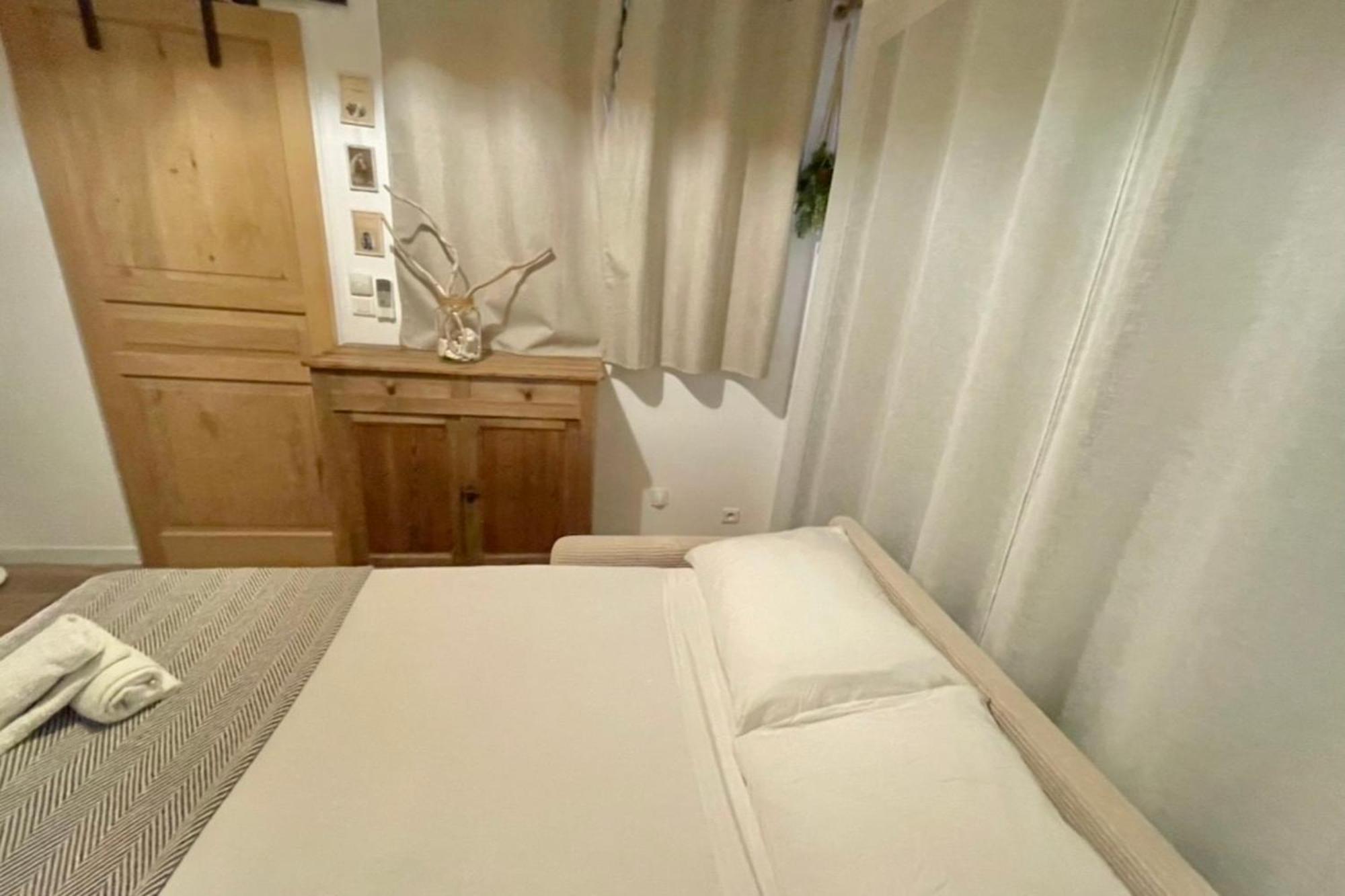 Charming Air-Conditioned One-Bedroom 150M From Cavaliere Beach Le Lavandou Exteriér fotografie