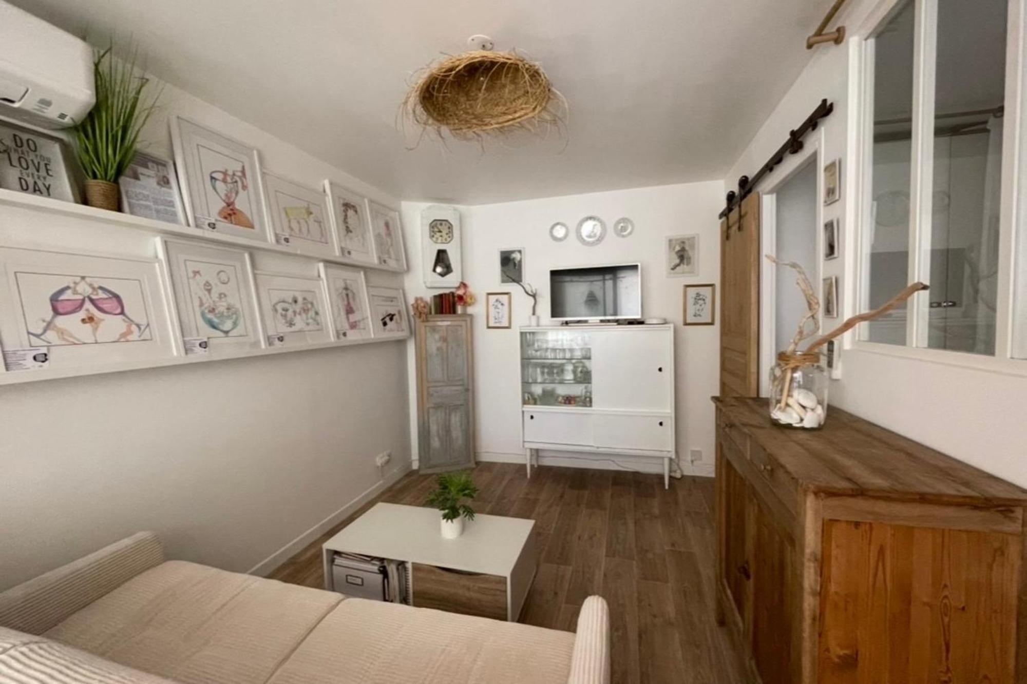 Charming Air-Conditioned One-Bedroom 150M From Cavaliere Beach Le Lavandou Exteriér fotografie