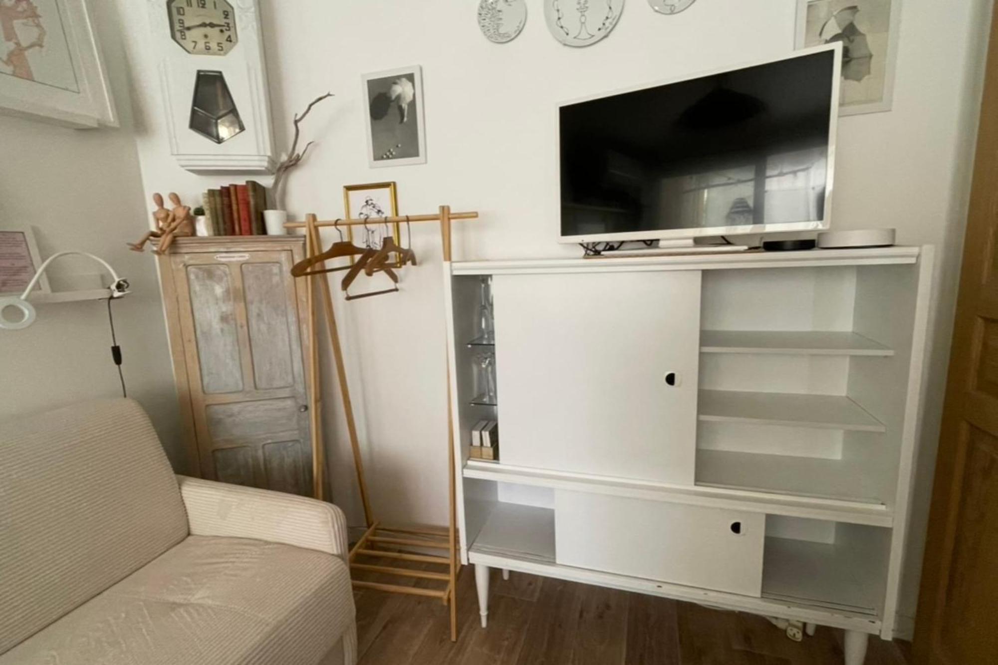 Charming Air-Conditioned One-Bedroom 150M From Cavaliere Beach Le Lavandou Exteriér fotografie